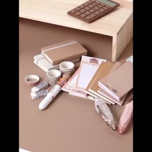 กล่องเก็บเครื่องเขียนตั้งโต๊ะ กล่องใส่ปากกาลายการ์ตูน แบบลิ้นชักน่ารัก มีพร้อมส่ง