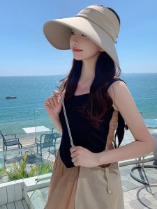 หมวกกันแดดผ้าไหมน้ำแข็ง หมวกทรงกลมสำหรับผู้หญิง ฤดูร้อน 2024 ใหม่ หมวกกันแดดชายหาดป้องกันรังสียูวี หมวกกันแดดแบบลำลอง