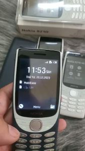 Điện thoại bàn phím 8210 sóng 4G 2sim - Màn 2.8 - Pin 1450mah - Nghe nhạc - đài FM - PHÍM TO