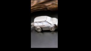 Móc khóa Inox 304 - mô hình xe hơi 7 chỗ với thiết kế nhỏ nhắn tinh xảo là món quà tinh tế cho các tài xế lưu niệm móc chùm chìa khóa hay quà tặng