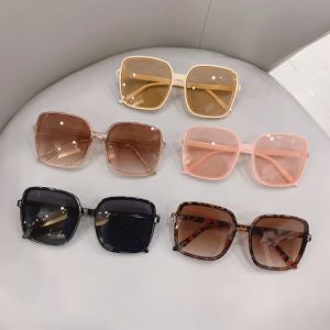 Kacamata Hitam Wanita Pelindung Uv Bentuk Kotak Oversize Gaya korea Untuk cewek