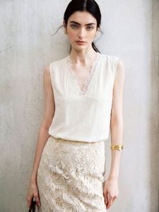 Basic House | Black Lace Trim Sleeveless V-Neck French Style Top