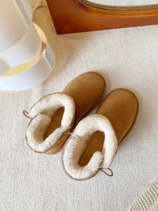 Womens Winter Thickened Short Snow Boots Real Cowhide Fur Integrated Warm Plush Lined Flat Heel TPR Rubber Anti-Slip Sole