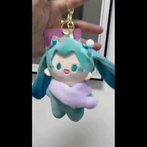 Bandai | Vocaloid Hatsune Miku Anime Sang Trọng Búp Bê Mini Móc Khóa Dễ Thương Ba Lô Charm Mặt Dây Chuyền Quà Tặng Sinh Nhật Cho Người Bạn Thân Nhất
