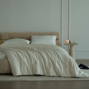 Soft and Warm All-Seasons Quilt