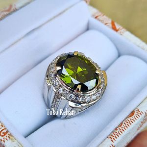 Cincin Batu Green Peridot Super Elegant
