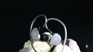 BQEYZ BQ10 12mm PET Dynamic Driver In-Ear Earphones HiFi IEM Gaming Earbuds 2Pin Silver-plated OFC Cable Monitor