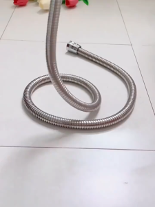 สายฝักบัว สายสแตนเลส 304 แท้ - โครเมียมเงางาม, ทนทาน, แข็งแรง, อายุการใช้งาน 3 ประมาณยาวนาน - สำหรับการฉีดชำระและบัว