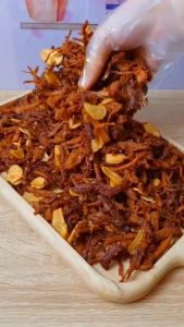 Hủ 300g Khô heo cháy tỏi thơm ngon đậm vịhàng loại 1