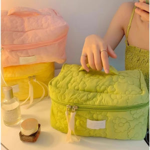 Soft Flower Pattern Women Makeup Bag Toiletries Cosmetic Organizer Zipper Bag Travel Wash Pouch Cosmetic Bag Female Make Up Bags