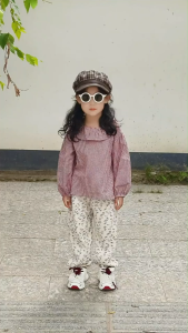 Quần thể thao trẻ em cao cấp bằng vải corduroy có lớp lót mềm mại ấm áp cho mùa đông an toàn cho sức khỏe.