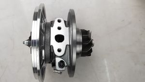Turbine CT16V 17201-30100 17201-0L040 Turbo Cartridge Core CHRA Toyota Hilux VIGO Champ VNT 3.0 1KD 1KD-FTV Prado D-4D
