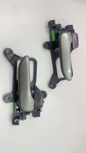 PROTON NEW SAGA VVT 2016 DOOR INNER HANDLE INTERIOR PEMBUKA PINTU DALAM BUKA DALAM KERETA OPENER HOLDER INNER PW935509