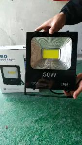 Đèn pha led cob siêu sáng 20w 30w 50w 100w 150w 200wđèn rọi ngoài trời chống nước