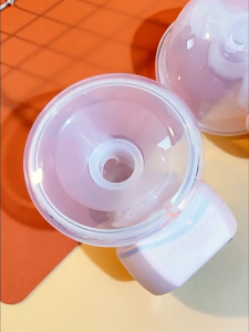 SG【Ready Stock】Ultra Quiet Wearable Breast Pump 200ml Hands-Free Electric Pump BPA-Free for Discreet Comfortable Pumping Sessions