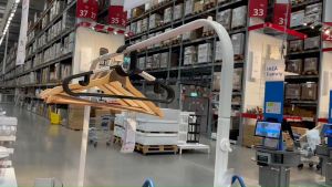 ราคาพิเศษ รับประกันสินค้า MULIG ราวแขวนเสื้อผ้า 99x152 ซม. ราวแขวนผ้าในห้อง นอกห้อง ประกอบง่าย สีขาว สไตล์มินิมอล สินค้าขายดีจากอิเกีย IKEA