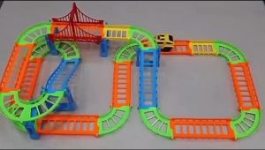 เซ็ตรถรางของเล่นมาพร้อมกับรางและอุปกรณทั้งหมด 90 ชิ้น ของเล่นเด็ก พร้อมส่ง