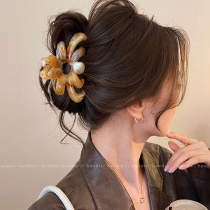 RUIQIU | Elegant Peony Print Medium Clip