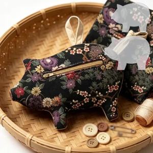 YOMDID 2 Chiếc Túi Đựng Đồ Hình Con Lợn Mẫu May Vá Quilting Giấy Nến Cho Túi Đựng Kim Chỉ Đồng Xu Phụ Kiện Nhựa Thủ Công DIY