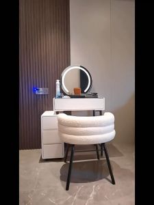 Makeup mirror circle rotating dresser beauty mirror home bedroom dormitory with LED light fill mirror