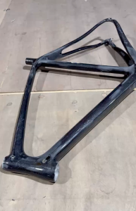Sườn mộc cacbon road 700c cao 58cm ngang 56cm -KIỂU 9 (KHÔNG KÈM PHUỘC) đọc kỹ mô tả dành cho xe đạp