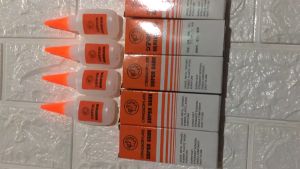 Keo dán nhựa mica trong chuyên dụng F100 / Keo Sư tử Chai 20g