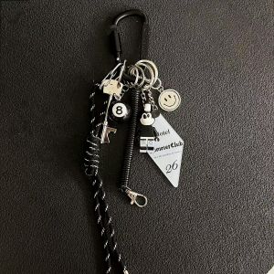 เสน่ห์กระเป๋ามอเตอร์ไซค์สไตล์ Miu ทันสมัย พวงกุญแจตกแต่งจี้เชือกเส้นเล็กโทรศัพท์มือถือ สินค้าใหม่ หนัง อุปกรณ์เสริม