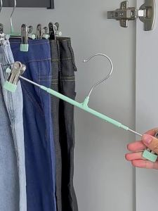Non-slip Special Pants Hanger for Dormitory and Home Use