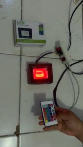 LAMPU SOROT RGB 10 WATT WARNA-WARNI LED AC 220V
