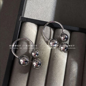 Fashionable Exaggerated Silver Metal Earrings Womens Simple Cold Style Ear Studs New 2025 Ear Jewelry Alloy Plated