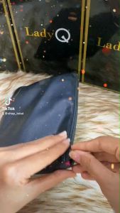 Lady Q ชุดแปรงแต่งหน้า 15 ชิ้น STB15b1 ครบเซ็ต ขนแปรงเนียนนุ่ม แน่นหนา คุณภาพดี สีติดง่าย ไม่หลุดร่อน พร้อมกระเป๋าหนังถือมีซิป - สีดำ