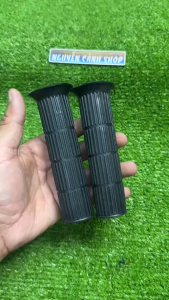 Cặp bao tay xe 67 hàng chợ phụ kiện xe 67