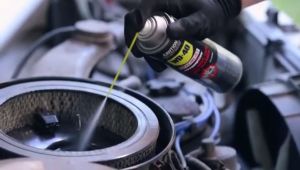 WD-40 Specialist Automotive Throttle Body Carb and Choke Cleaner 450ml