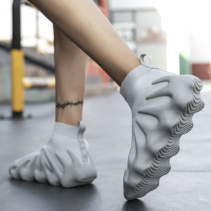 Trendy Large Size Mens High Top Canvas Shoes Breathable Mesh Casual Socks Fashionable Flat Heel Rubber Bottom Youth Footwear