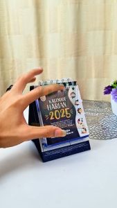 Kalender Harian Muslim 2025 Kertas Art Paper Gema Insani Press Kalender Meja Aesthetic 2025