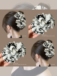 NING ZHOU | Traditional Chinese Ink Art Cloud Bubble Grip Clips