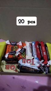 Gift box assorted imported chocolate 20 pcs  best for gift with message