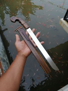 Golok ipsi golok silat stenlees anti karat dari kayu sonokeling natural