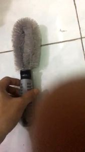 Cọ dài rửa làm sạch lốp ô tô đùm xe máy rửa xe đa năng