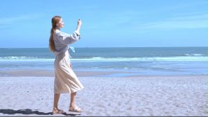 【👍 2025 New 64 Million DSLR 💥】กล้องดิจิตอลท่องเ ที่ยว 6400ล้านพิกเซล CCD แคม 4K กล้องดิจิตอลท่องเ ที่ยวสามารถถ่ายภาพ WiFi ที่อัพโหลดโทรศัพท์ได้พกพาสะดวก