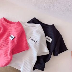 WANDER เสื้อผ้าเด็กผญ เสื้อยืดแขนสั้นเด็ก การออกแบบตารางหมากรุกเกาหลีอินเทรนด์ เสื้อแขนสั้นหลวมสำหรับเด็ก 23711" (100% match)