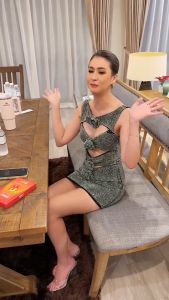 โปร 1 กล่อง Ami Double S เอมี่ ดับเบิ้ล เอส กล่องละ 10 แคปซูล อิ่มนาน ลดบวม ล้างสารพิษ