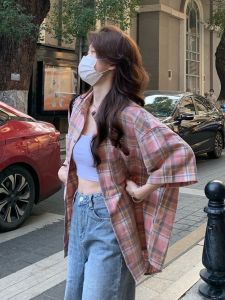 เสื้อเชิ้ตแขนสั้นลายสก็อตสีบล็อกสไตล์ย้อนยุคสำหรับผู้หญิงไซส์ใหญ่ ทรงหลวม ลำลอง แฟชั่นฤดูร้อน 2011 คอโปโล