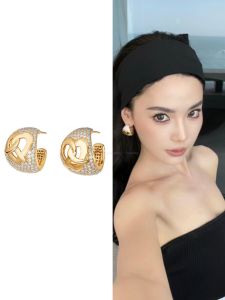 Sweet Dessert Series Heart Knot Diamond Ear Studs: Retro Earrings for Women