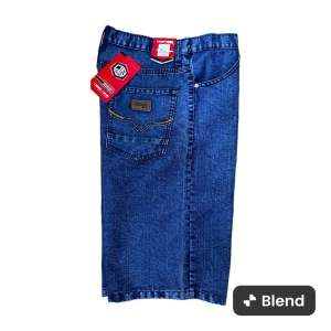 CELANA PENDEK PRIA / CELANA PENDEK JEANS PRIA / CELANA PENDEK DENIM PRIA / CELANA PENDEK REGULER PRIA TERBARU