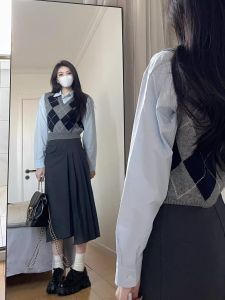 เสื้อกั๊กสีเทา สไตล์อเมริกัน สไตล์วิทยาลัย ถักนิตติ้ง เสื้อคลุมสั้นสำหรับผู้หญิง ฤดูใบไม้ร่วง/ฤดูหนาว เสื้อชั้นในลายสก็อต ขนาดเล็ก
