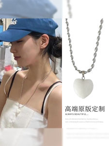 Fashionable Long White Heart Pendant Necklace Simple Versatile Elegant Design High-End Feeling Jewelry Accessory by Huajian MuFeng