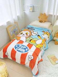 ผ้าห่มนาโนหนา นุ่ม เกรดพรีเมี่ยม ขนาด3.5ฟุต ลายการ์ตูนลิขสิทธิ์ Disney มิกกี้เม้าส์ พูห์ สติส พกพาสะดวก