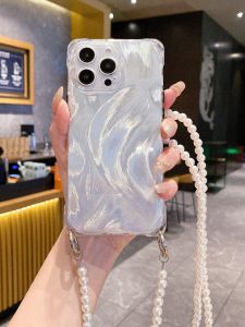 เคสโทรศัพท์ซิลิโคนเงินพร้อมสายสะพาย ป้องกันการตกหล่น ดีไซน์หรูหรา สำหรับ Apple 17promax iPhone 15pro พร้อมช่องสี่มุม