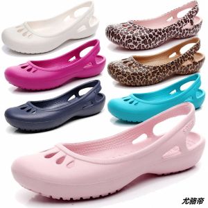 Lightweight Slip-On Womens Sandals Nurse Shoes Flat Bottom Cover Toe Beach Shoes Hollow out Design Low Cut EVA Material